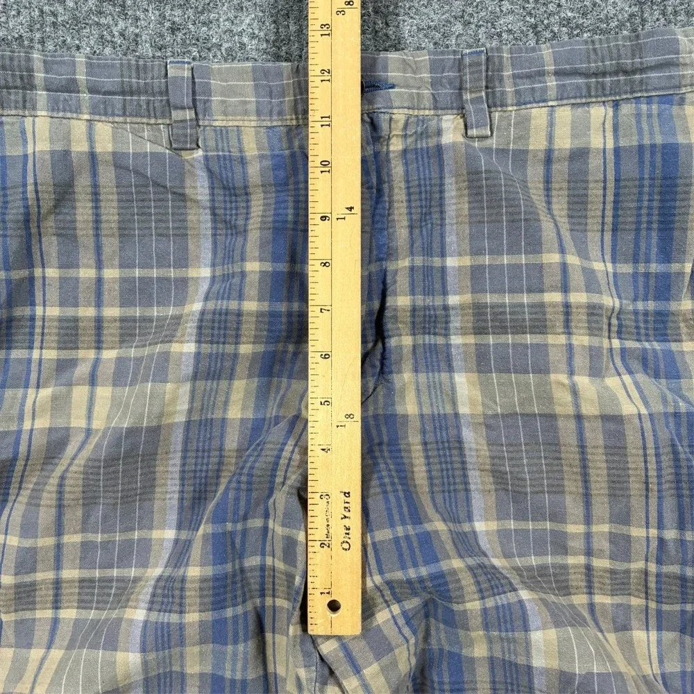 Banana Republic Mens Shorts Size 35 Blue Plaid Flat Front Casual Linen Blend
